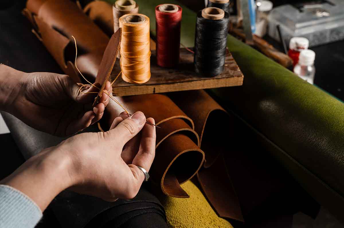 Lederarbeiten und Reparaturen