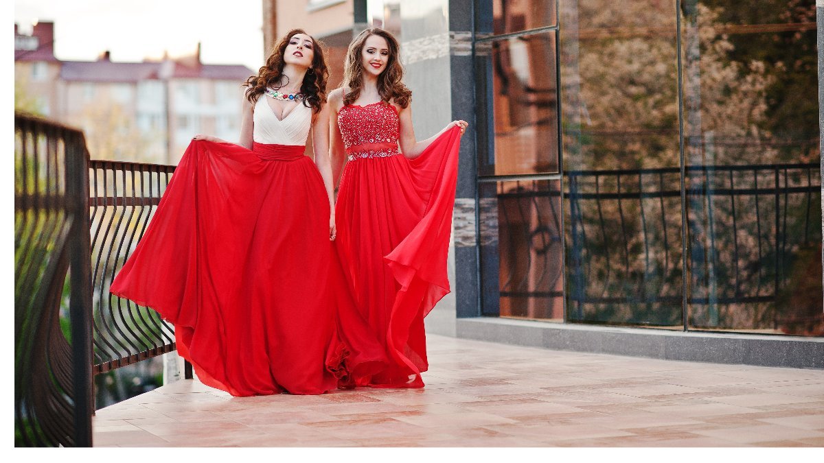 Abschlussball-Glanz: Kleider, Anzüge und der Weg zum perfekten Look