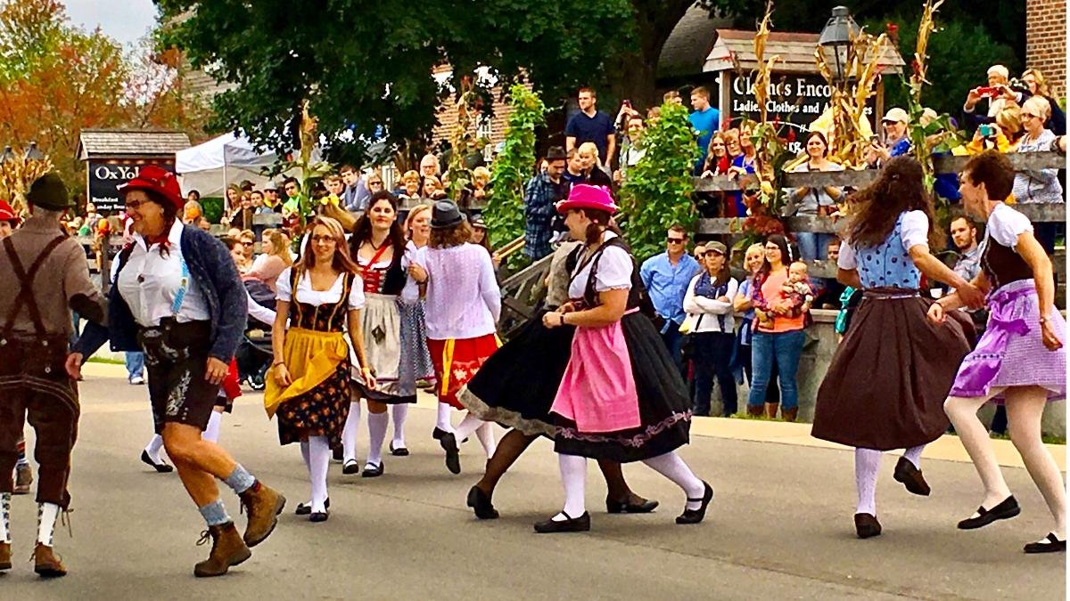 Oktoberfest 2026: Tracht richtig vorbereiten – mit Änderungen & Reparaturen wird’s wieder wie neu