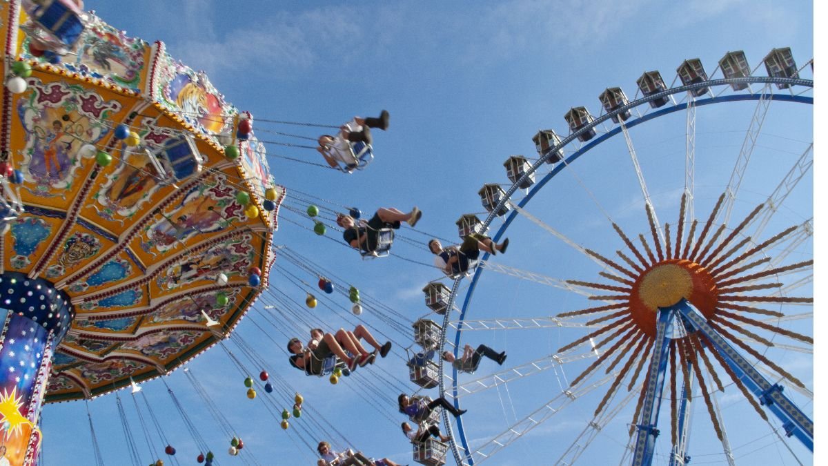 Emsbürener Großkirmes 2026: Kirmesspaß im historischen Ortskern