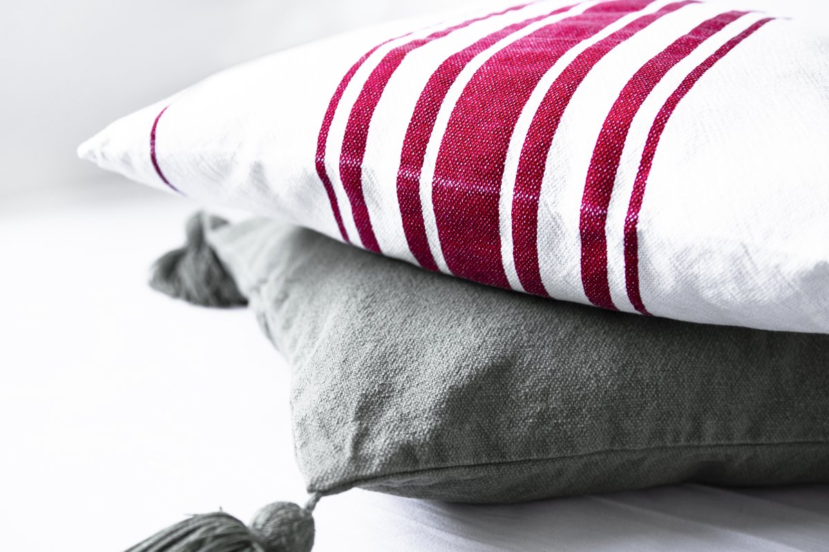 Dekorative Kissenbezuege