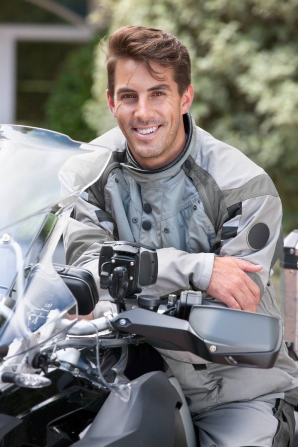 Junger Biker Portrait