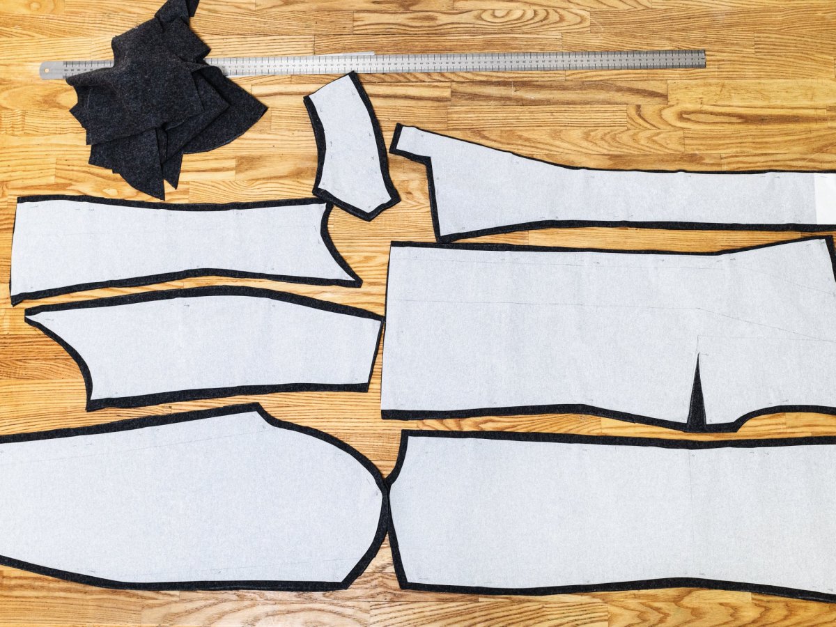 Detailarbeit beim Zuschnitt