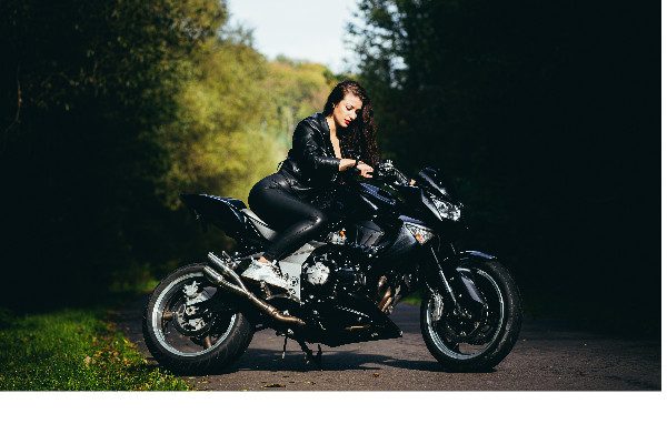 Änderungen und Reparaturen von Motorradbekleidung